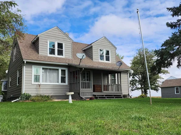 19282 140th St, Whiting, IA 51063