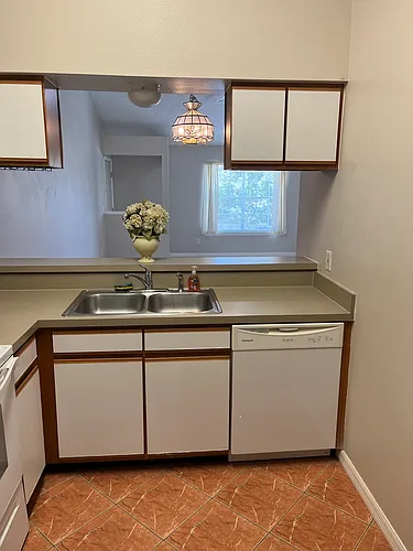 164 Reserve 200 Cir #200 Photo 1