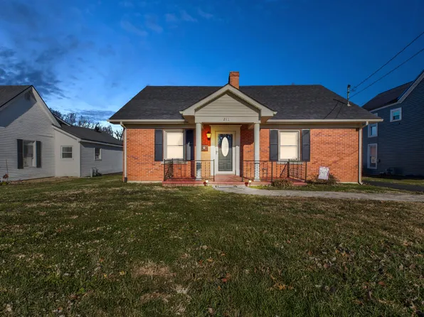 213 Winn St, Mount Sterling, KY 40353