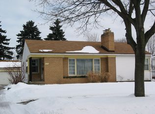 1125 Ellsmere St NE, Grand Rapids, MI 49505