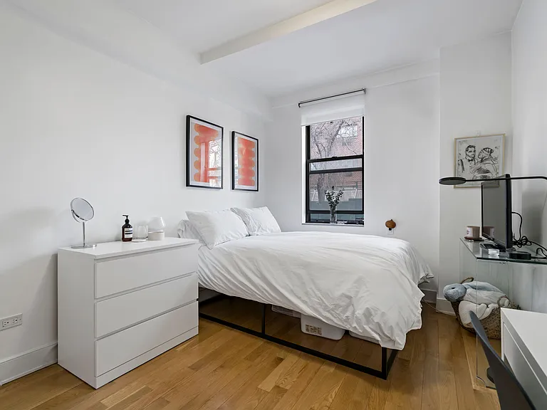 308 W 30th St #2F — Photo 8