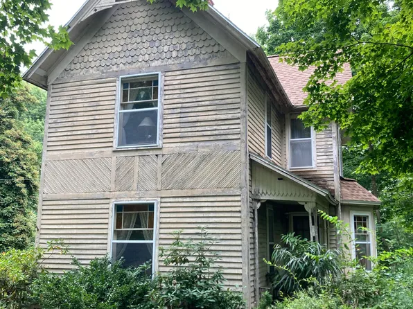 2565 56th St, Fennville, MI 49408