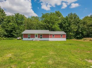 18608 County Road 300 E, Dahlgren, IL 62828