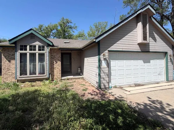 405 Hickory St, Wakefield, KS 67487