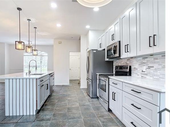 3797 Acorn St