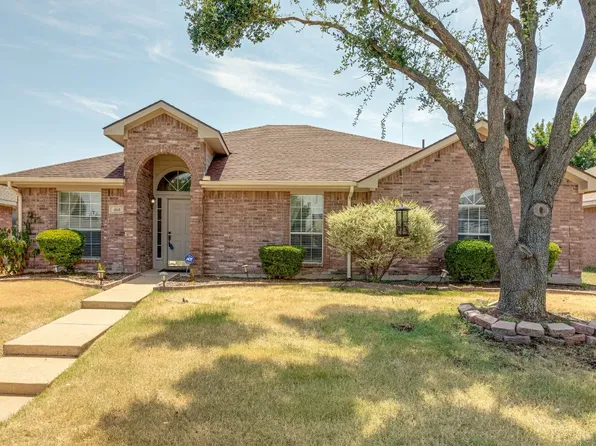 460 Orchard Hill Dr, Cedar Hill, TX 75104