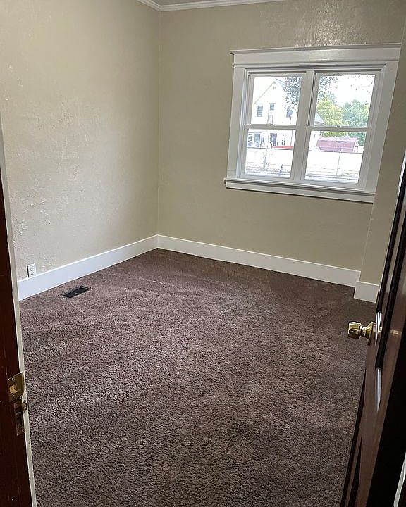 Bedroom #1