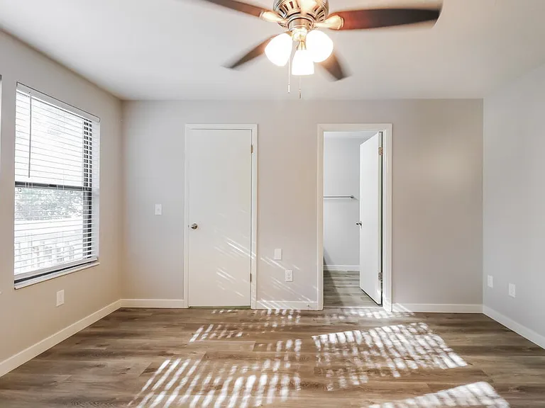 2499 N 1050 W — Photo 9