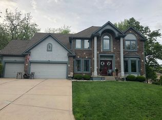 2104 SW Cedar Hill Ln, Lees Summit, MO 64081