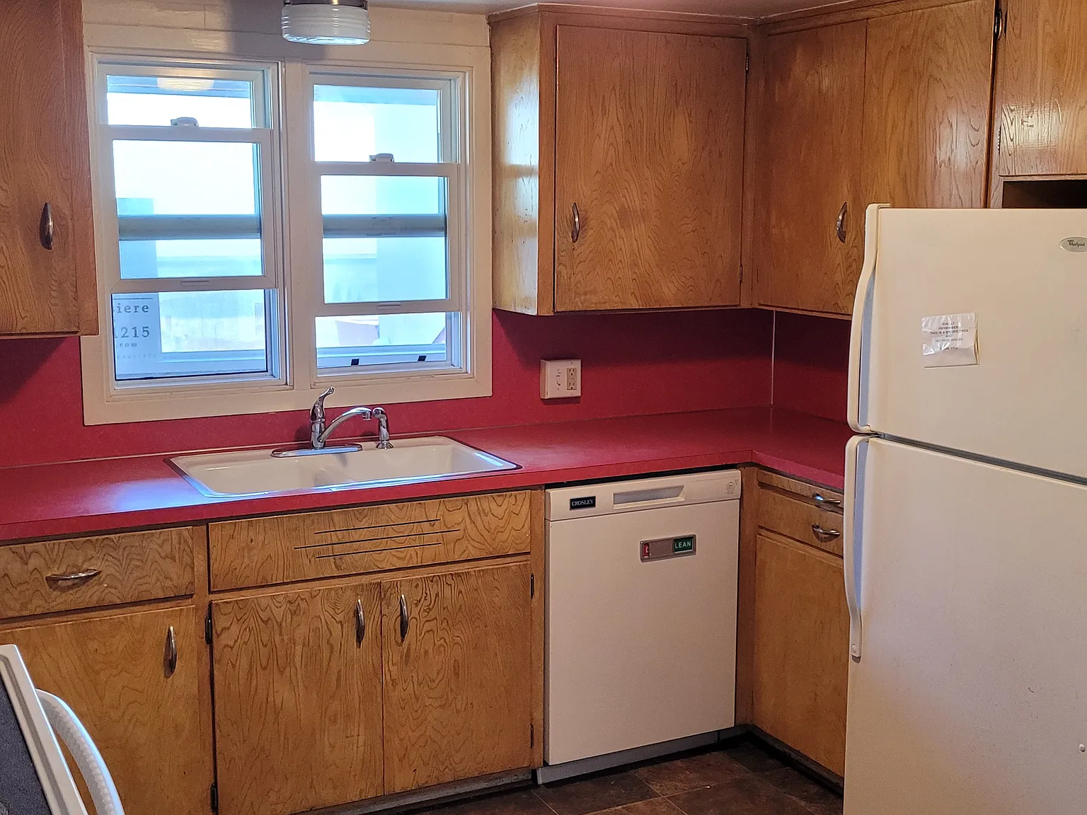 3 bed, 1400 sqft, $2,300 — Photo 4