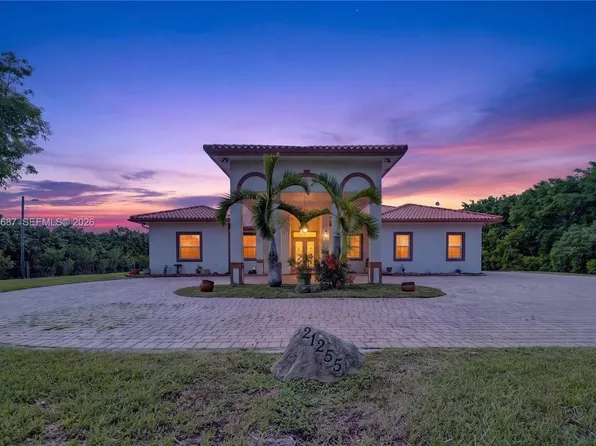 21255 SW 213th Avenue Rd, Miami, FL 33187