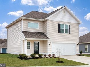 17092 Rollins Rd, Bowling Green, VA 22427