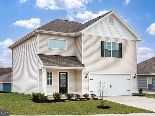 17092 Rollins Rd, Bowling Green, VA 22427