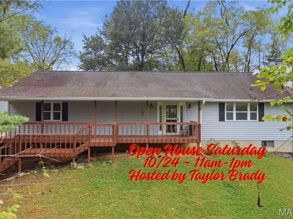 12150 Cedar Hills Dr, Highland, IL 62249