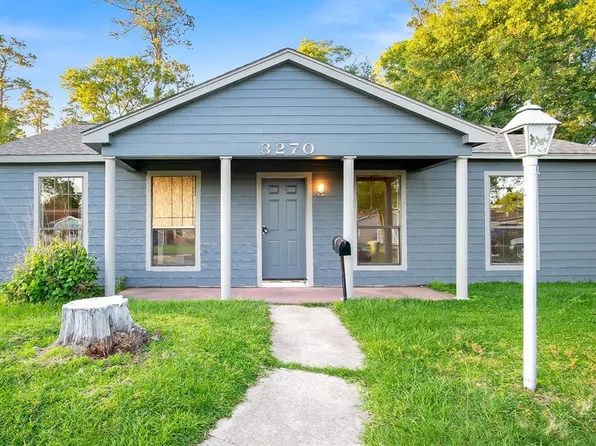 3270 Oakwood Lane, Beaumont, TX 77703