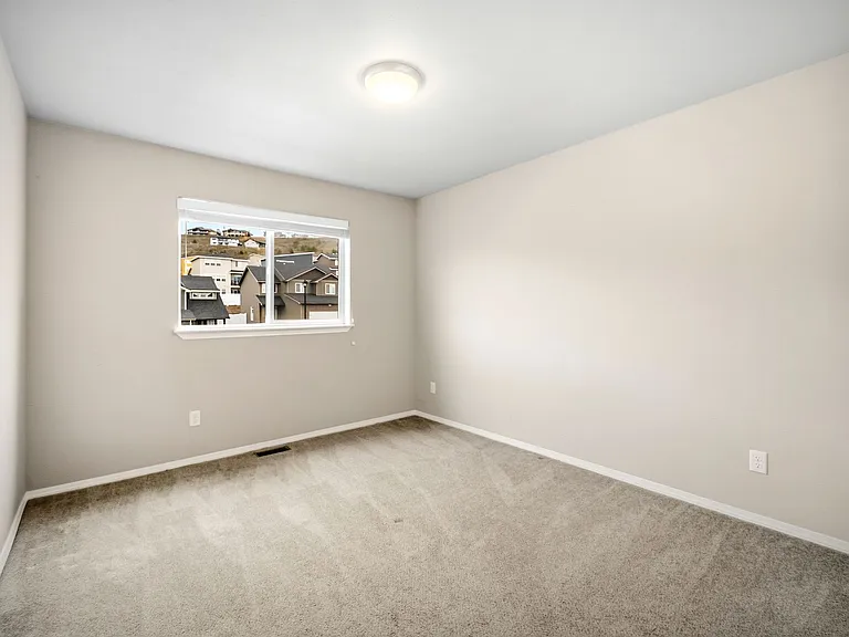 8411 N James Ct — Photo 35