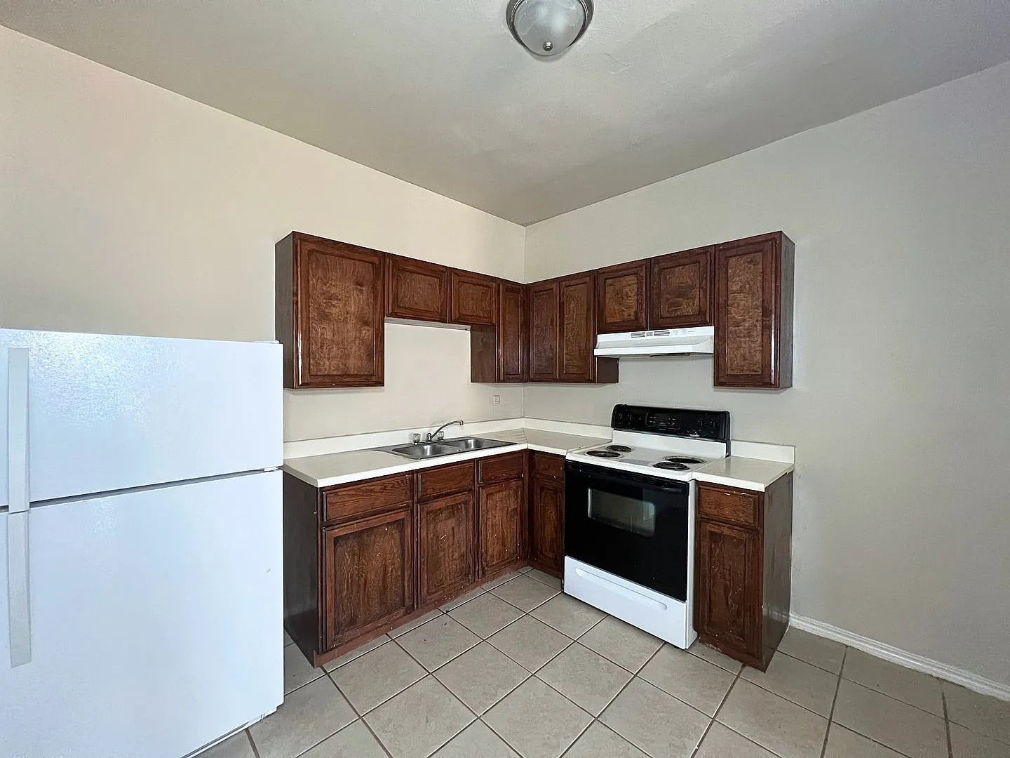 Welcome to Tres Vistas Peaceful Living with Practical Comforts — Photo 4