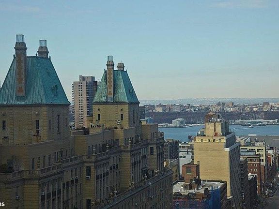 4th image of 301 W 57th St APT 20G