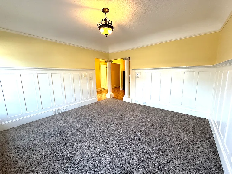 524 Georgia St #304 — Photo 3