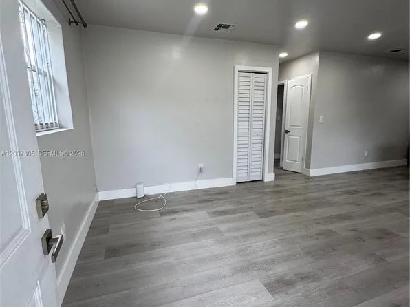 3000 NW 91st St #3001, Miami, FL 33147