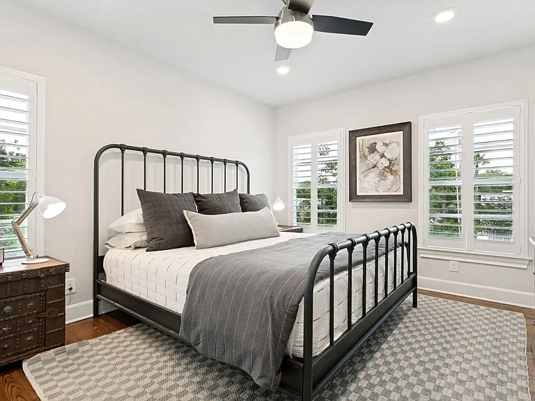488 E Olmos Dr #3 — Photo 12