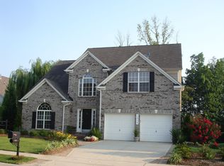 1915 Mountain Trail Dr, Charlotte, NC 28214