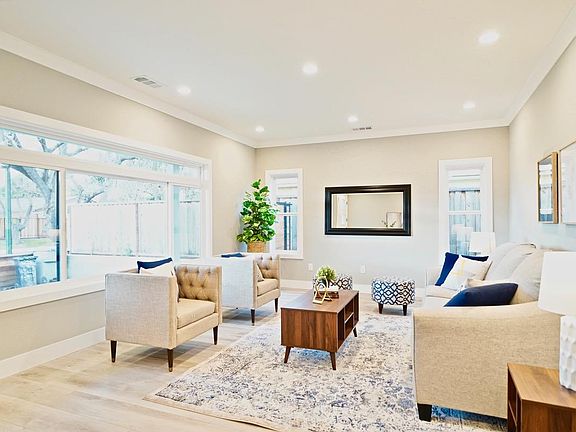 5th image of 4070 Sacramento Ave