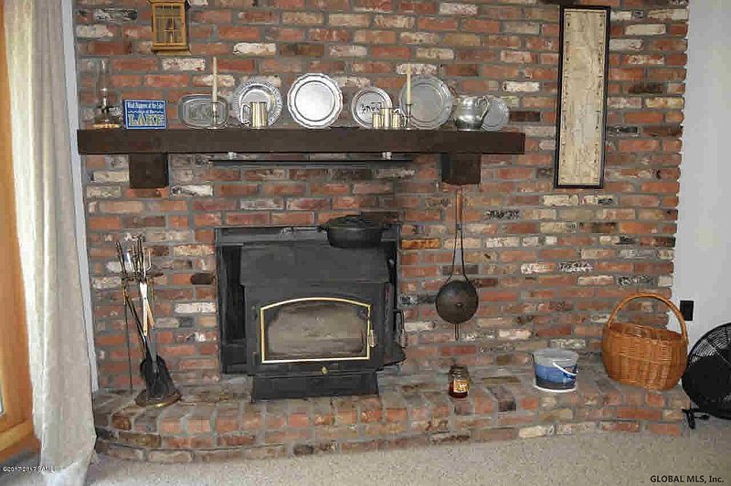 3rd image of 7 Heritage Lane