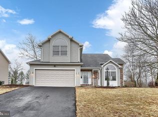 5087 Sue Ann Dr, Harrisburg, PA 17112