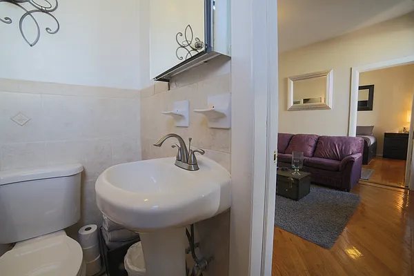 Rented by Stonecrest Realty | media 6