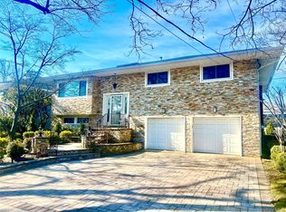 1026 Dartmouth Lane, Woodmere, NY 11598