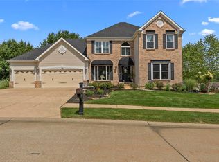 829 Spring Cove Ct, Eureka, MO 63025