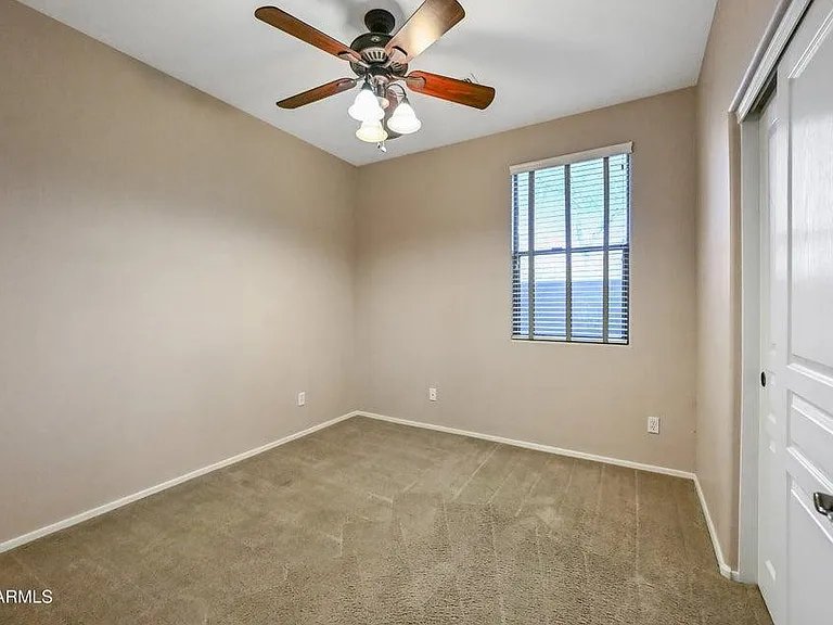 7102 W Katharine Way — Photo 13