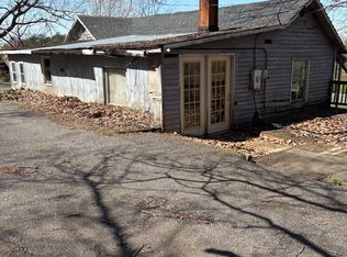 5935 Wards Rd, Evington, VA 24550