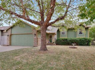 615 E Conestoga Rd, Maize, KS 67101