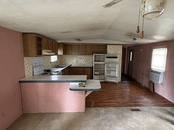 3rd image of 475 E Robins St Lot 107