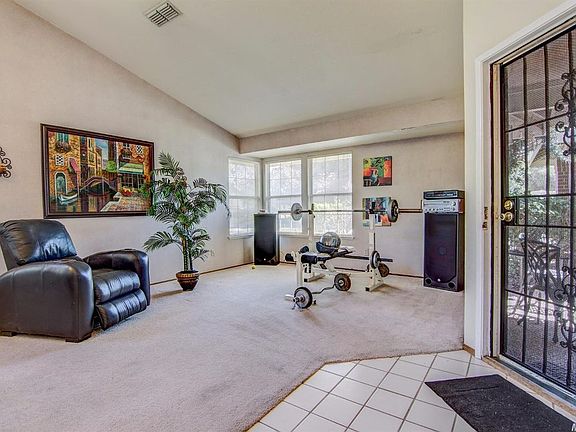 3rd image of 8072 Caymus Dr