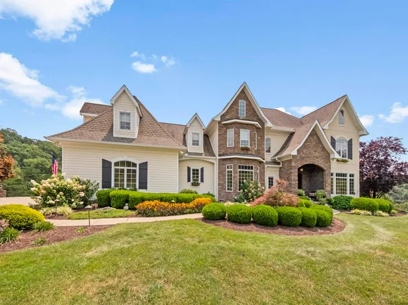 3530 Pleasant Valley Dr, Catlettsburg, KY 41129