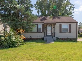 8130 Blanchard Dr, Saint Louis, MO 63134