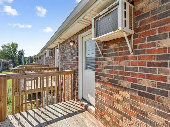 Willow Tree Apartments