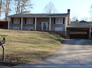 3942 Evans Dr, Lithia Springs, GA