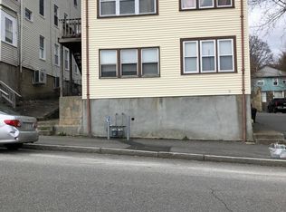 18 Creston St #1, Worcester, MA 01604