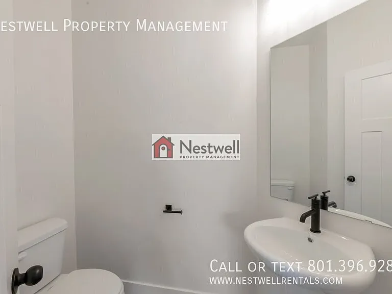 883 N Portman Way — Photo 12