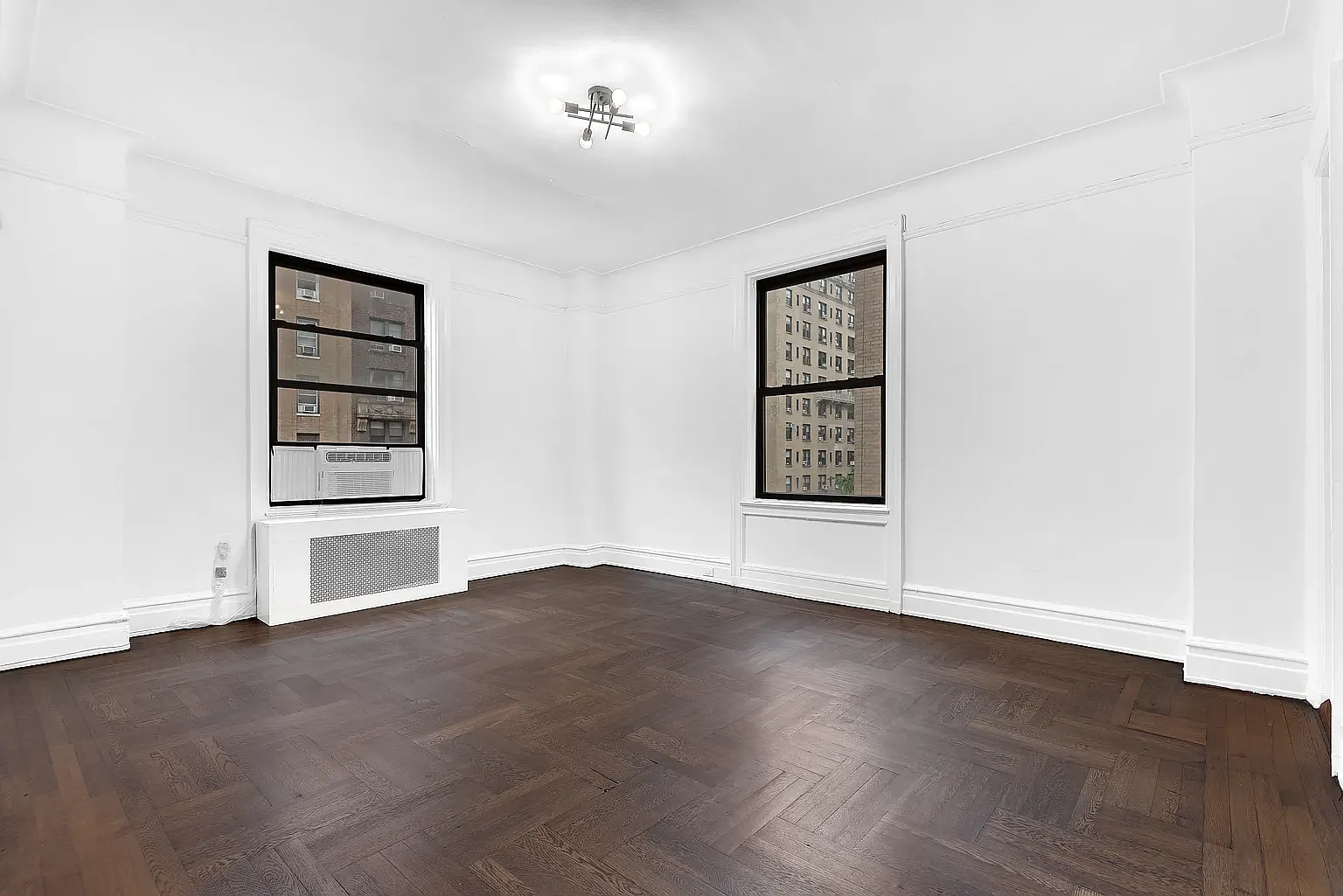 915 West End Avenue — Photo 3