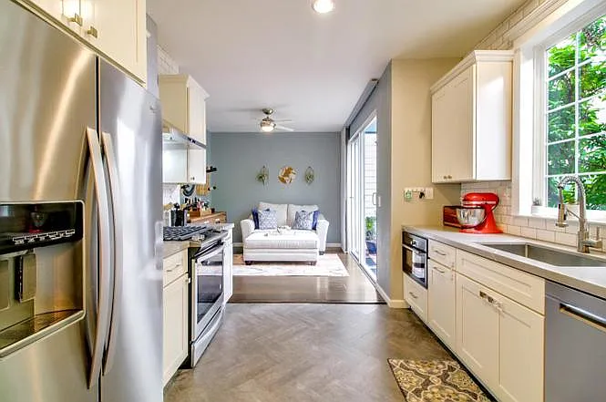 6043 Buffett Pl — Photo 15