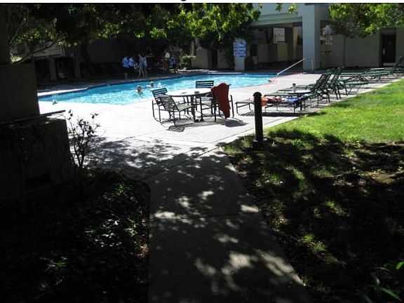 2nd image of 136 E Court Ln