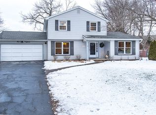 118 Kirklees Rd, Pittsford, NY 14534