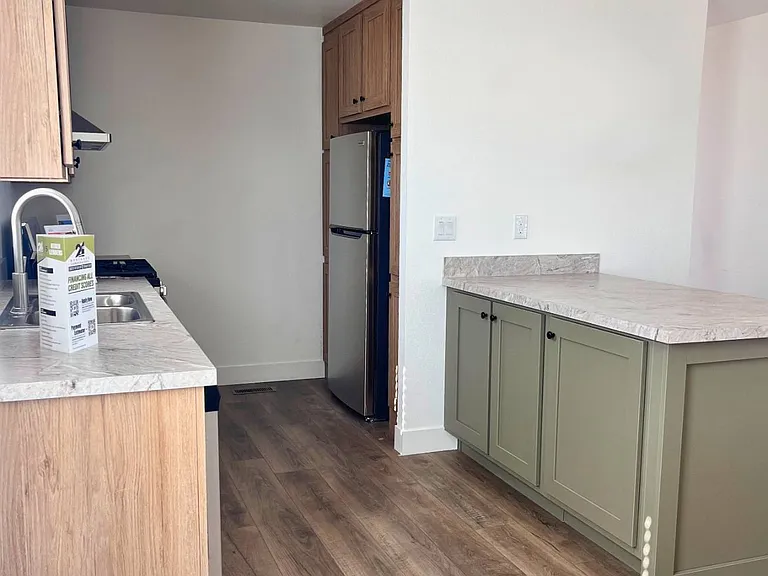 1409 N French St #26 — Photo 4