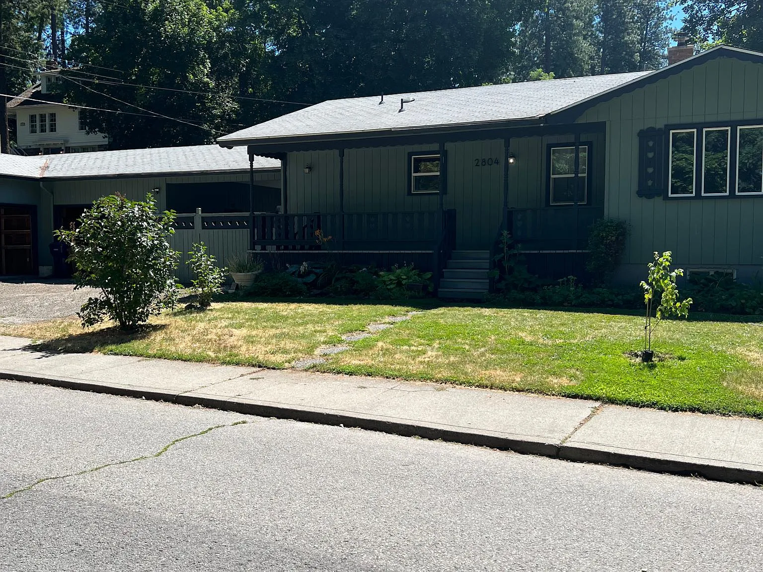 3 bed, 1150 sqft, $2,000 — Photo 1