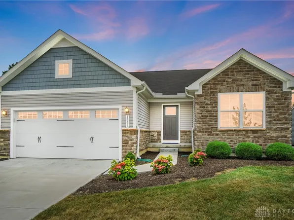 6777 Crystal Harbour Dr, Middletown, OH 45042